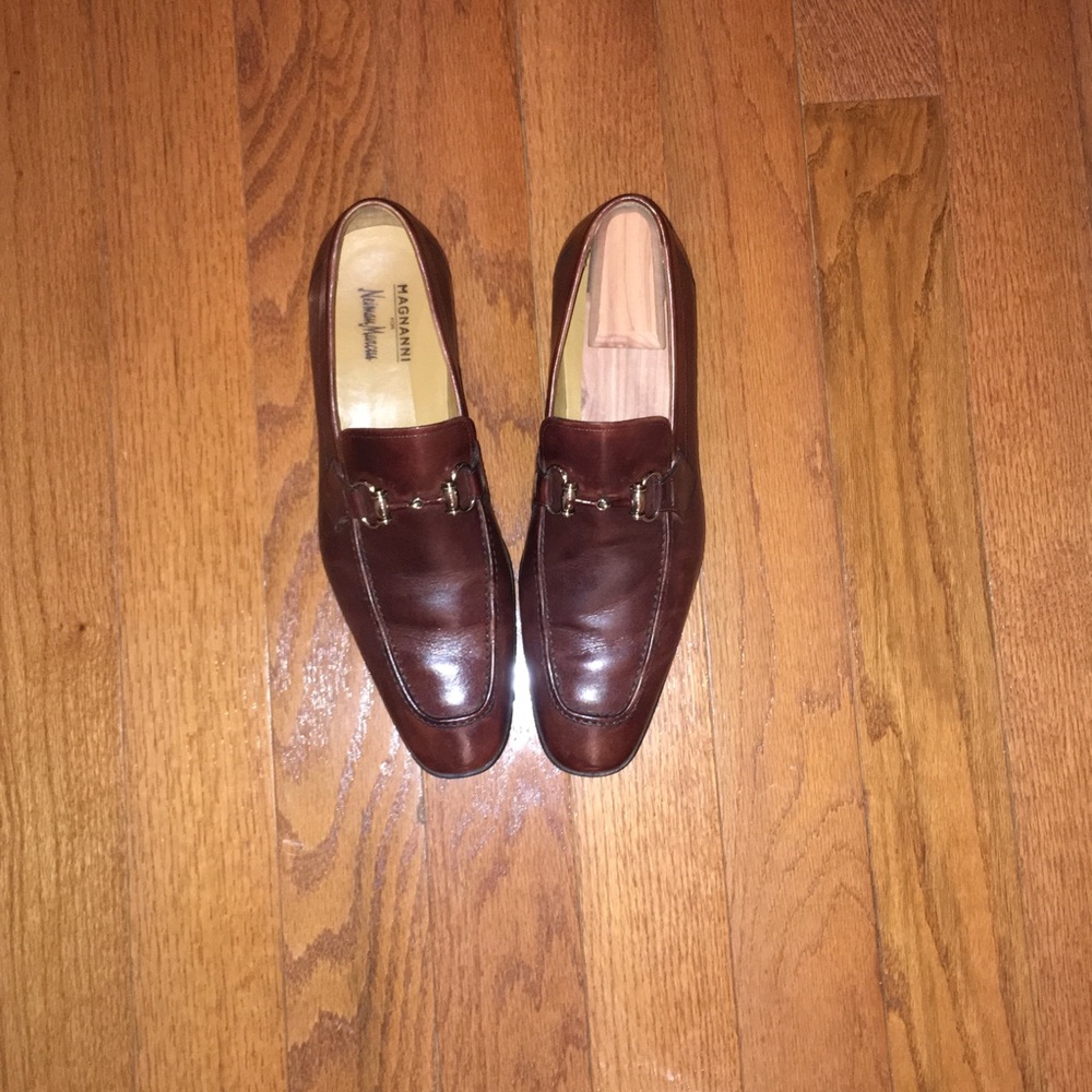 Shoes - Picture 4 of 4